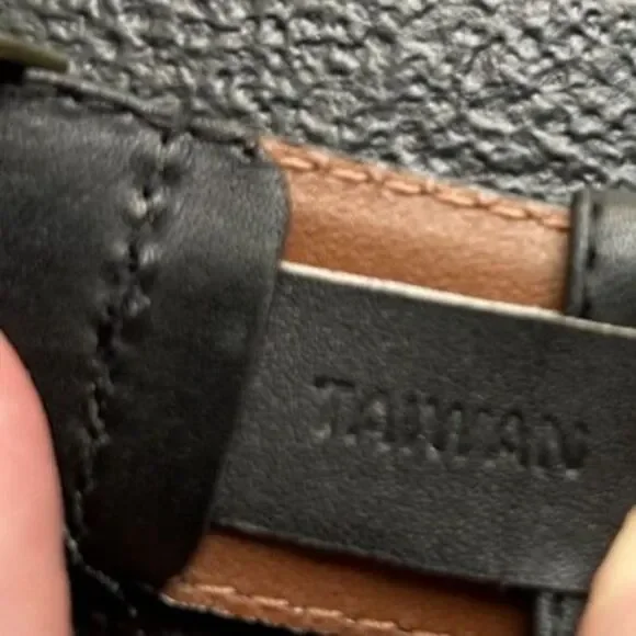 Christian Dior Vintage Black Leather Belt - Size 36 - Picture 5 of 9